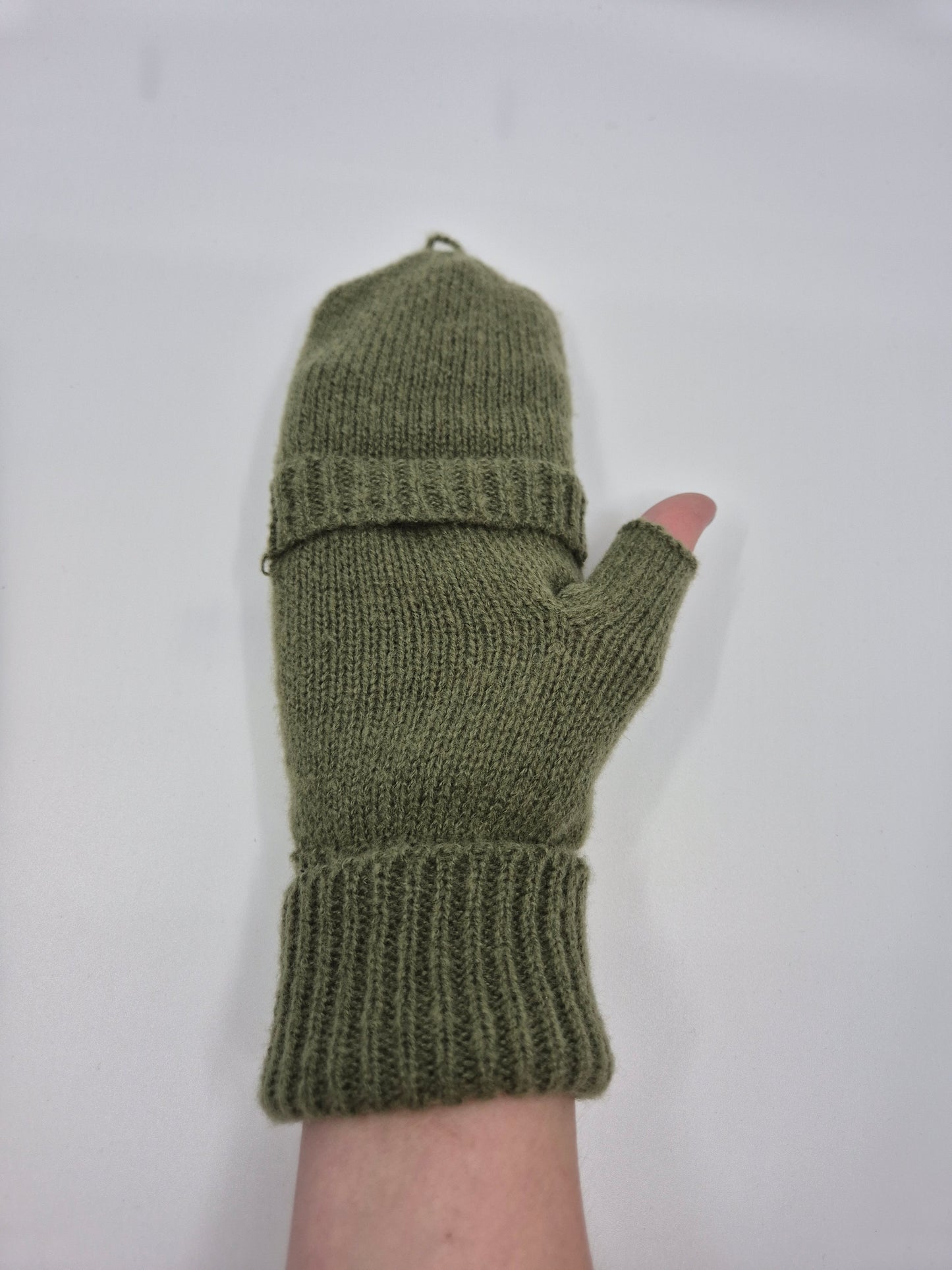 Naiste rohelised kindad