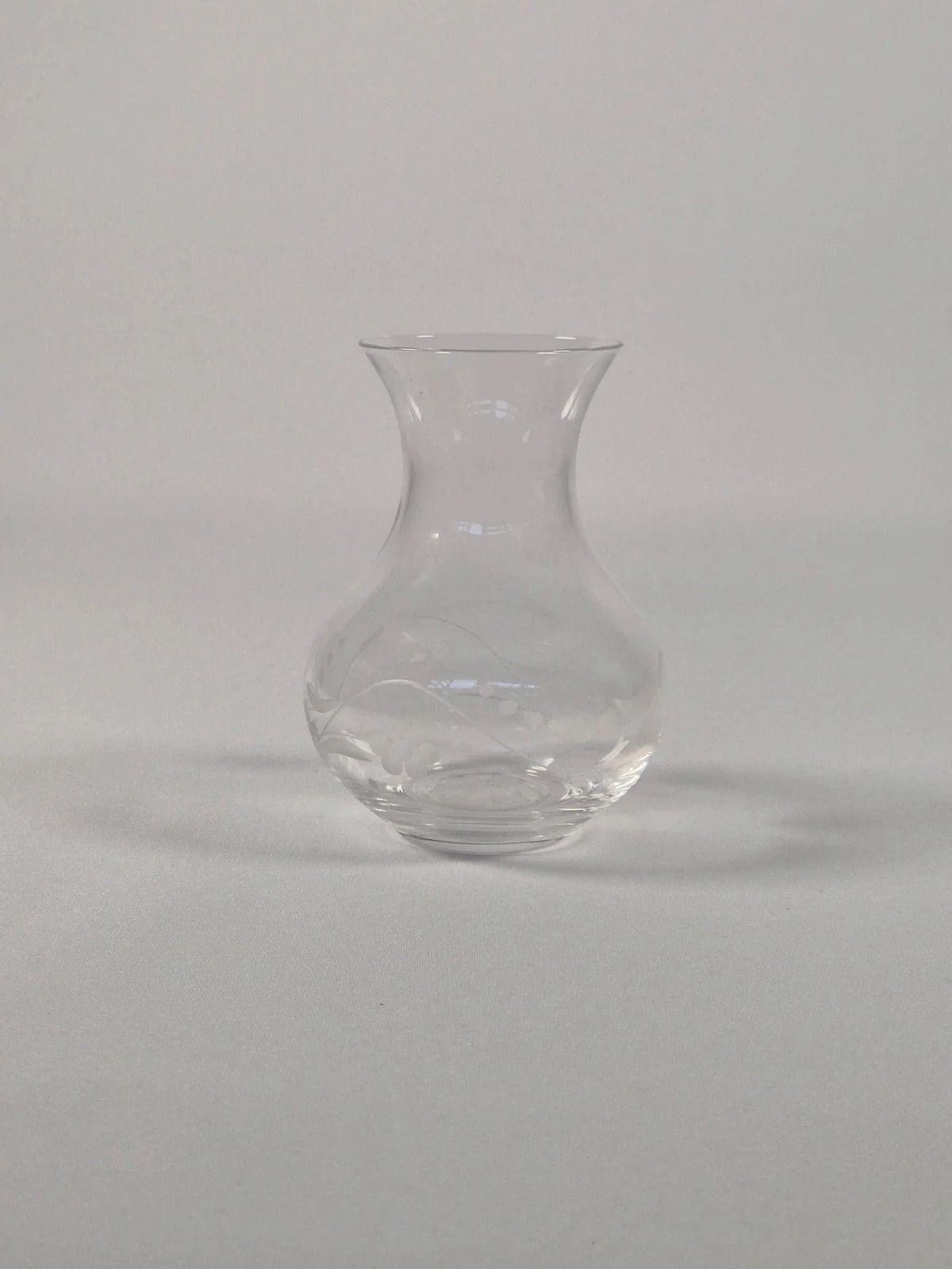 Vintage Stuart Crystal lille- ja lehemustriga vaas