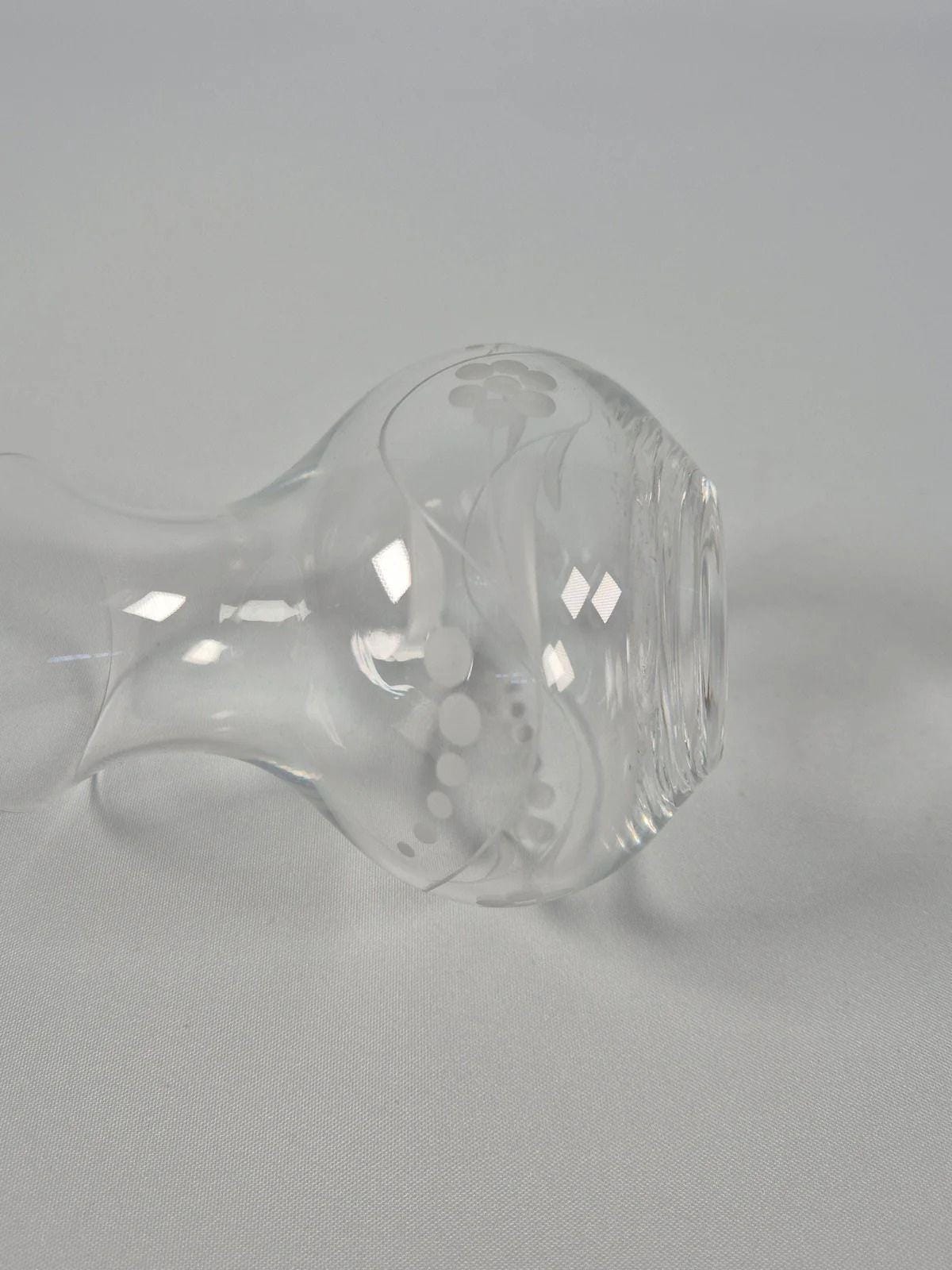 Vintage Stuart Crystal lille- ja lehemustriga vaas