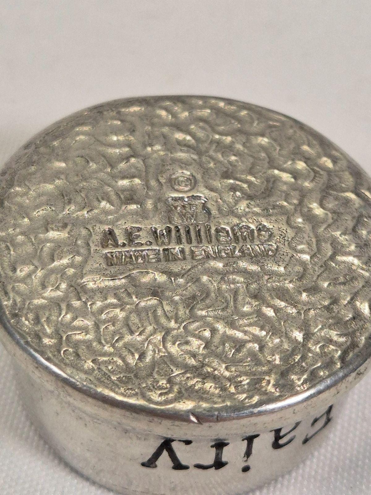 A.E. WILLAMS Kiikuv hambahaldja toos