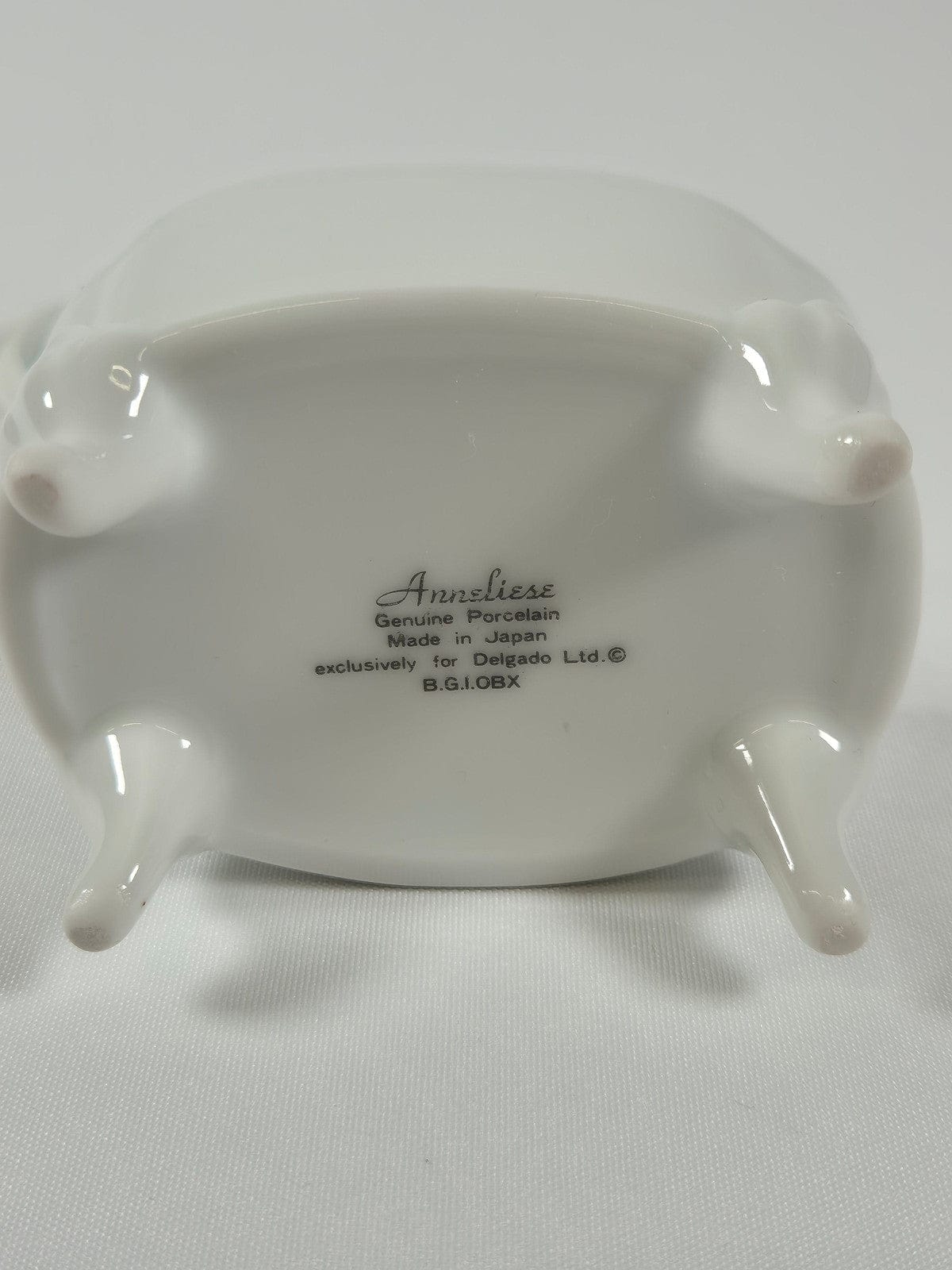 ANNELIESE Portselanist ehtekarp