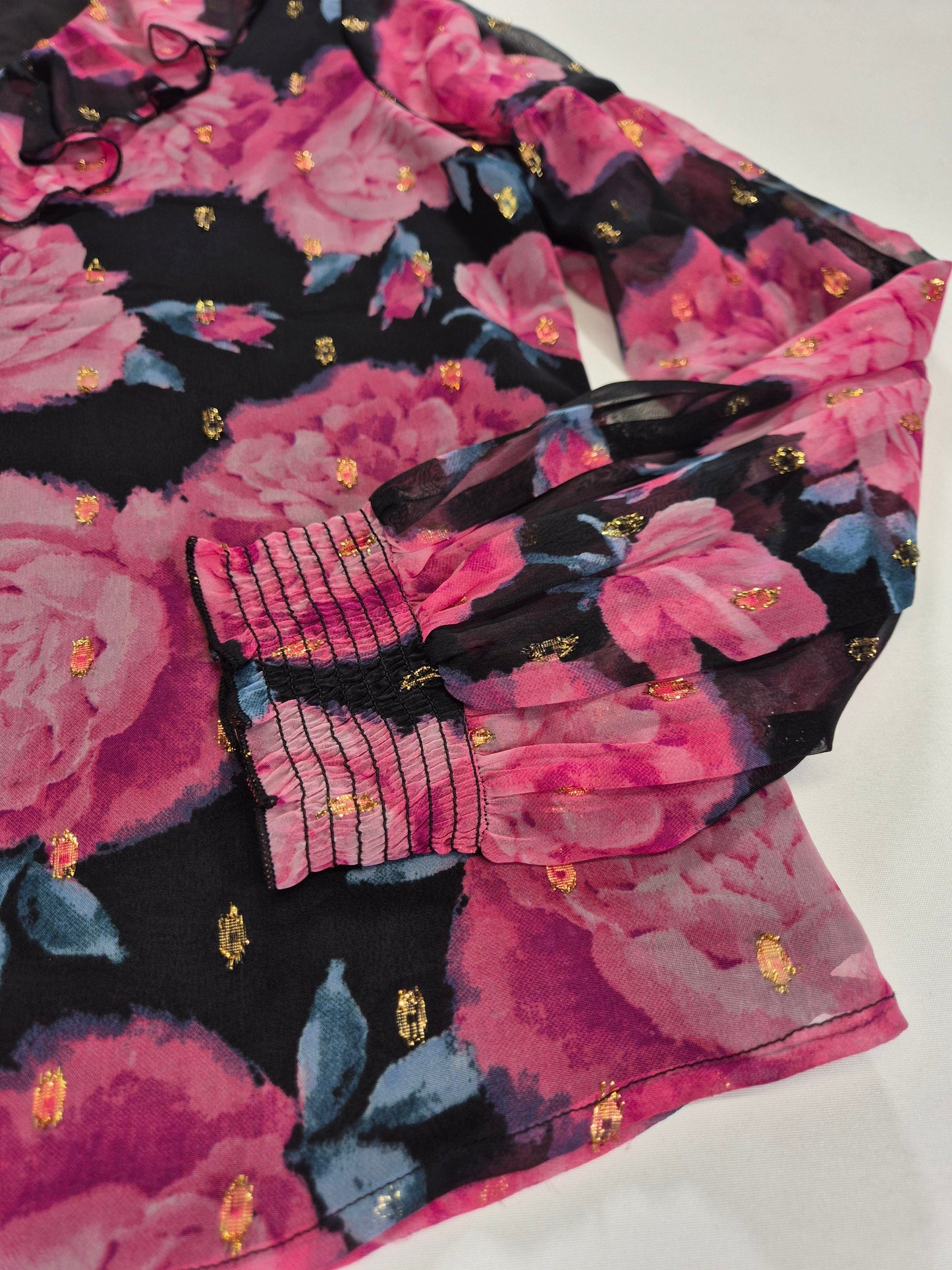 DOROTHY PERKINS Naiste must roodase lilledega pluus