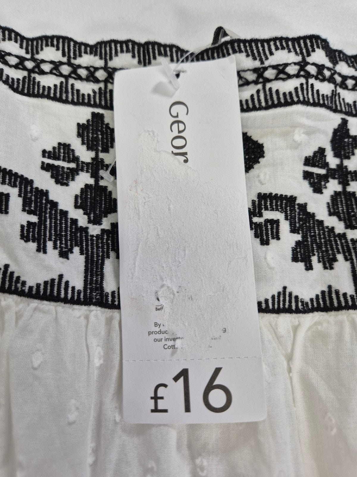 GEORGE Naiste valge top musta mustriga