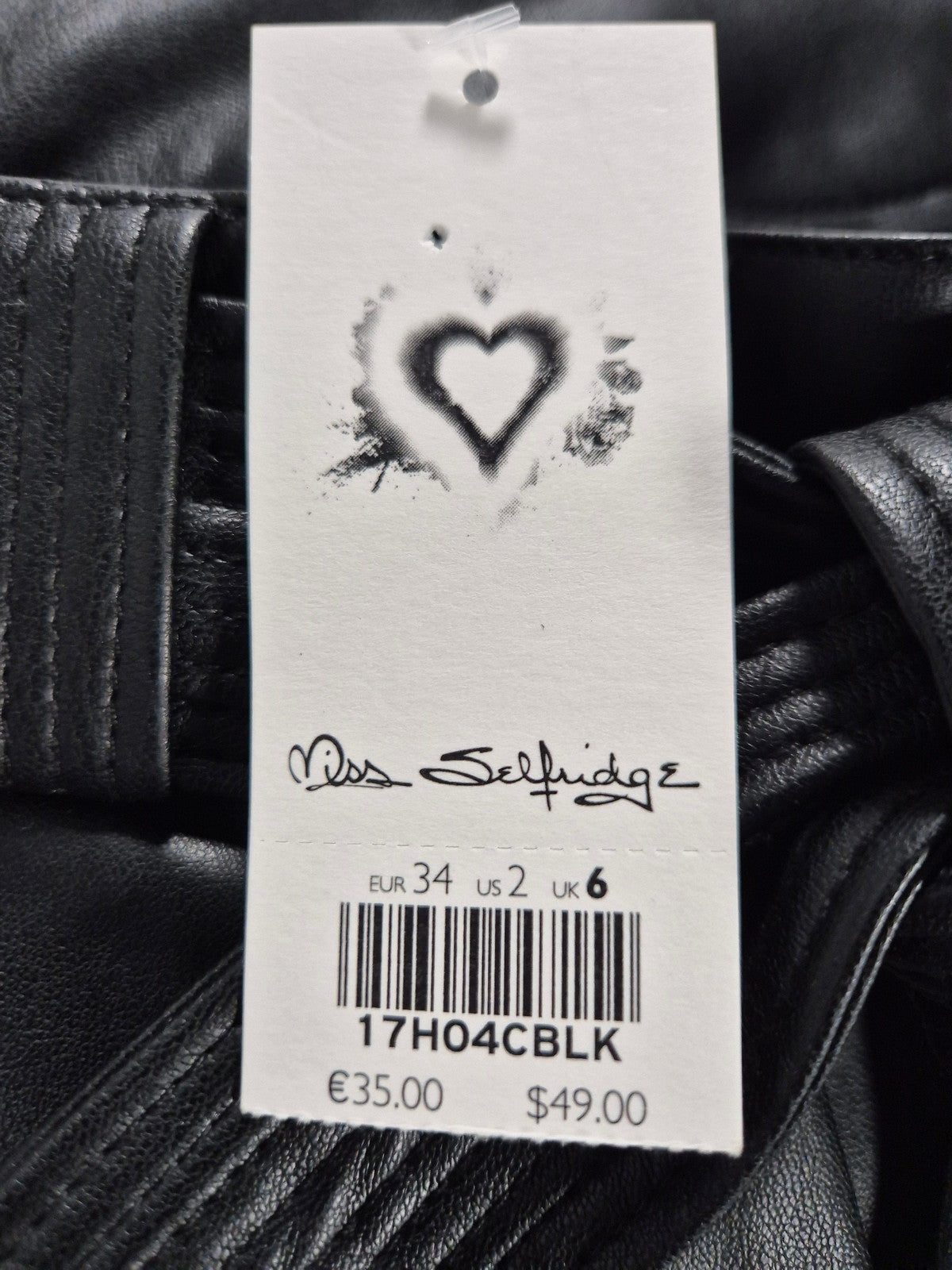 MISS SELFRIDGE Naiste kunstnahast lühikesed püksid