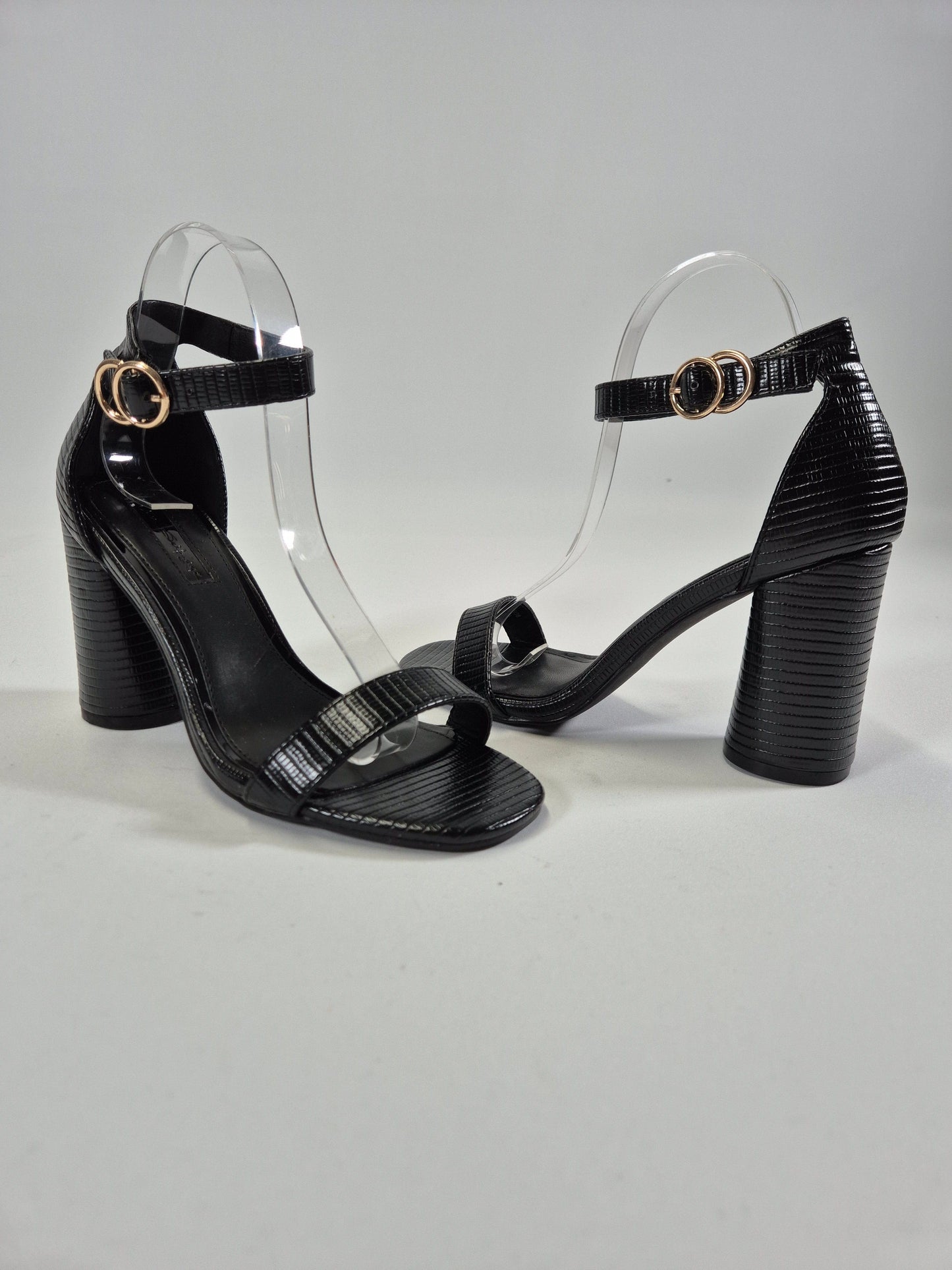 MISS SELFRIDGE Naiste mustad kontsakingad