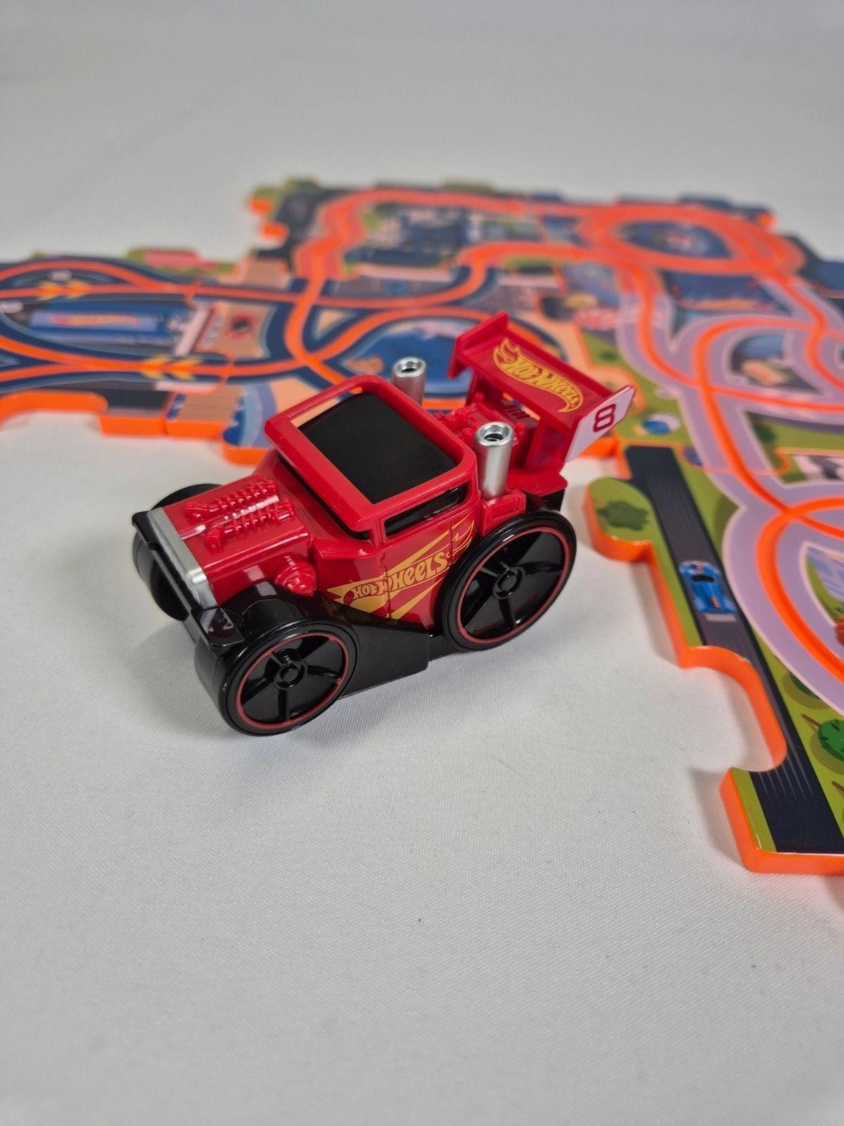 SECOND BEST TAASKASUTUS Hotwheels autorada + auto
