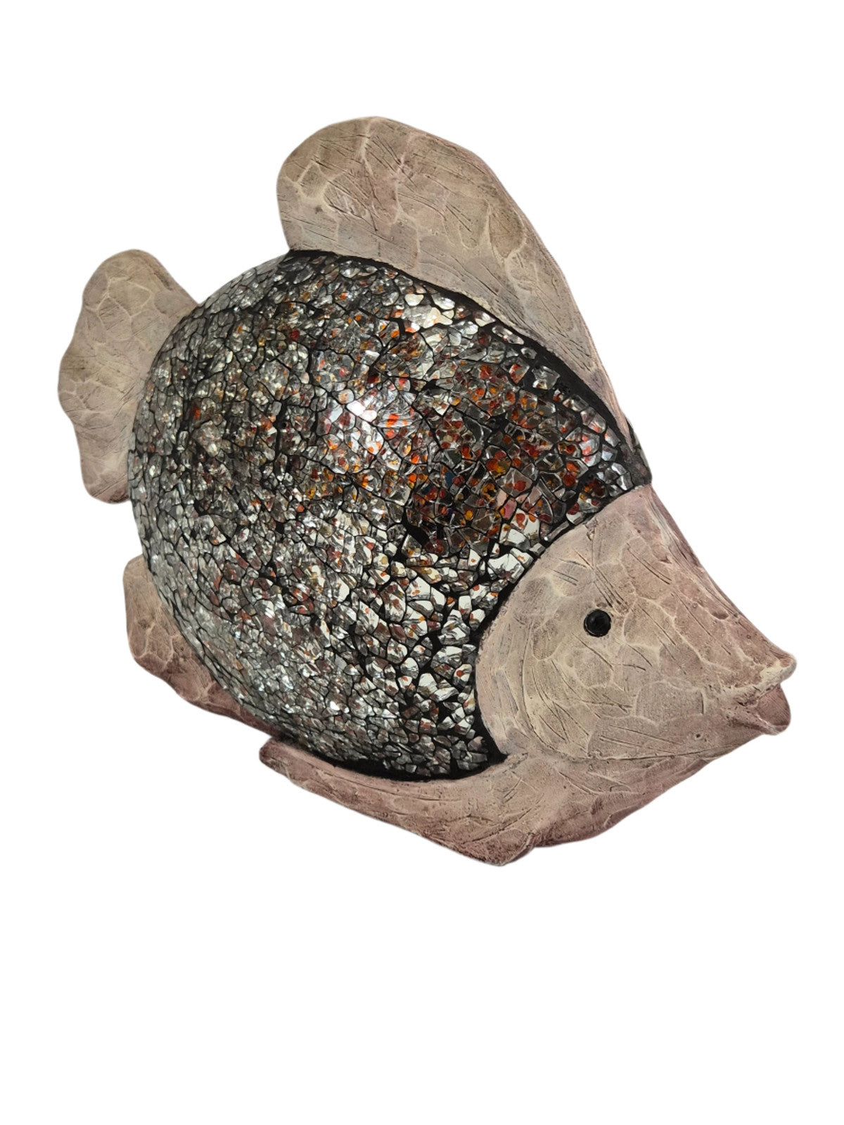 Mosaiikklaasist/puidust kala