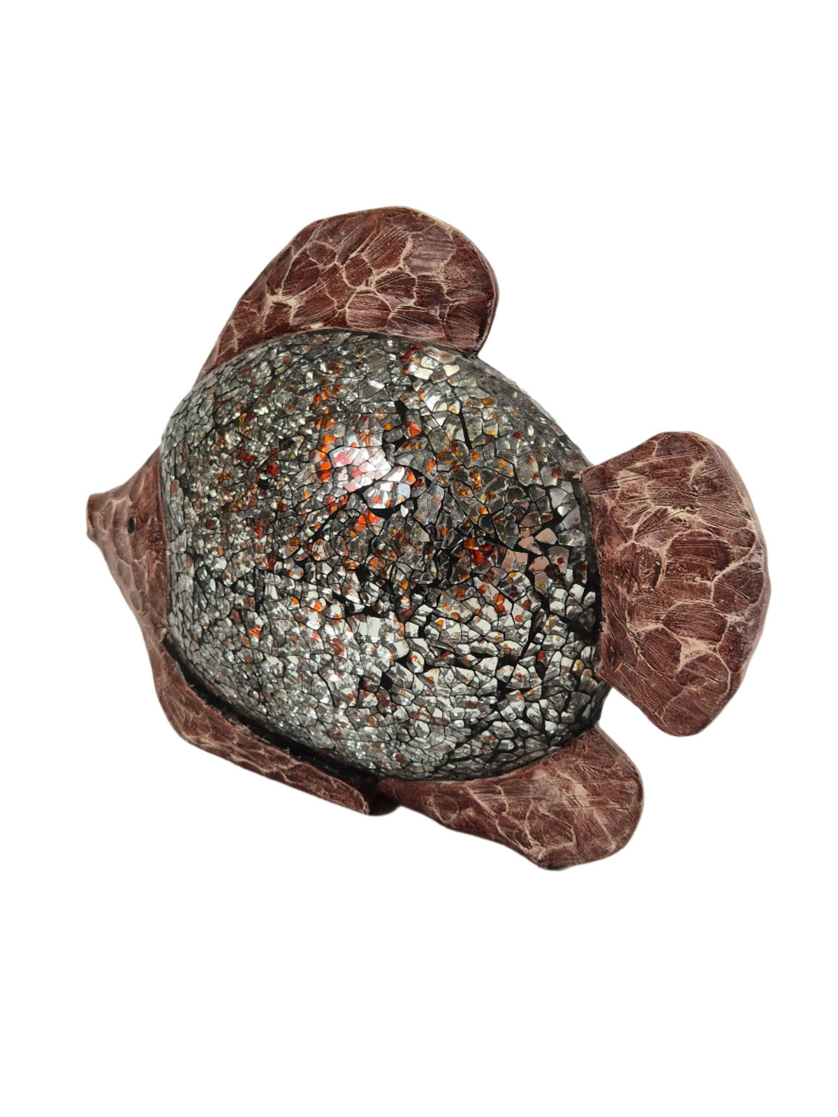 Mosaiikklaasist/puidust kala
