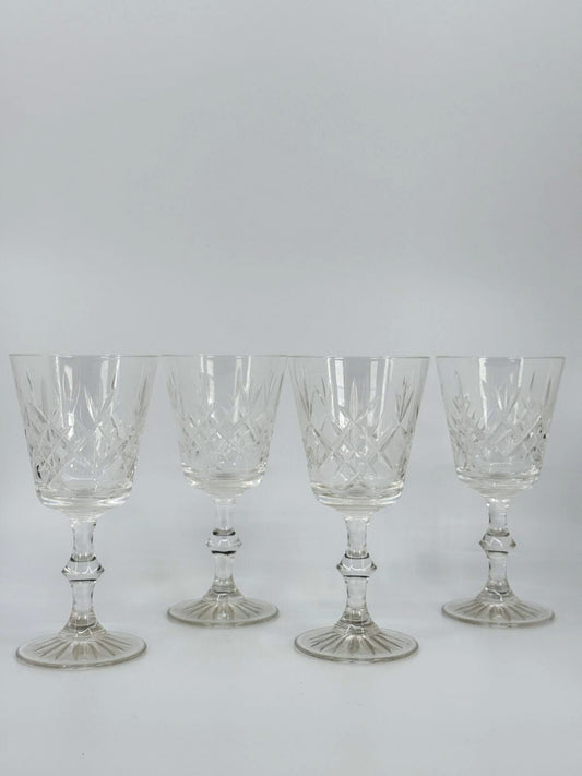 Lihvitud mustriga pokaalid 4tk