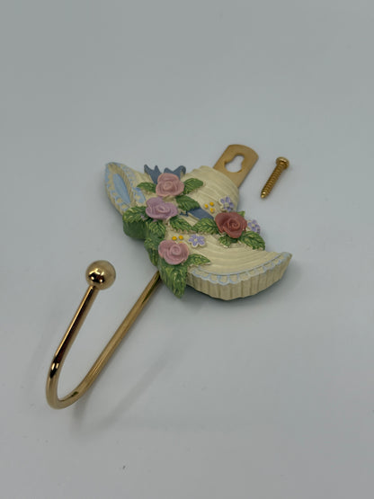 Dekoratiivne lilleline seinanagi