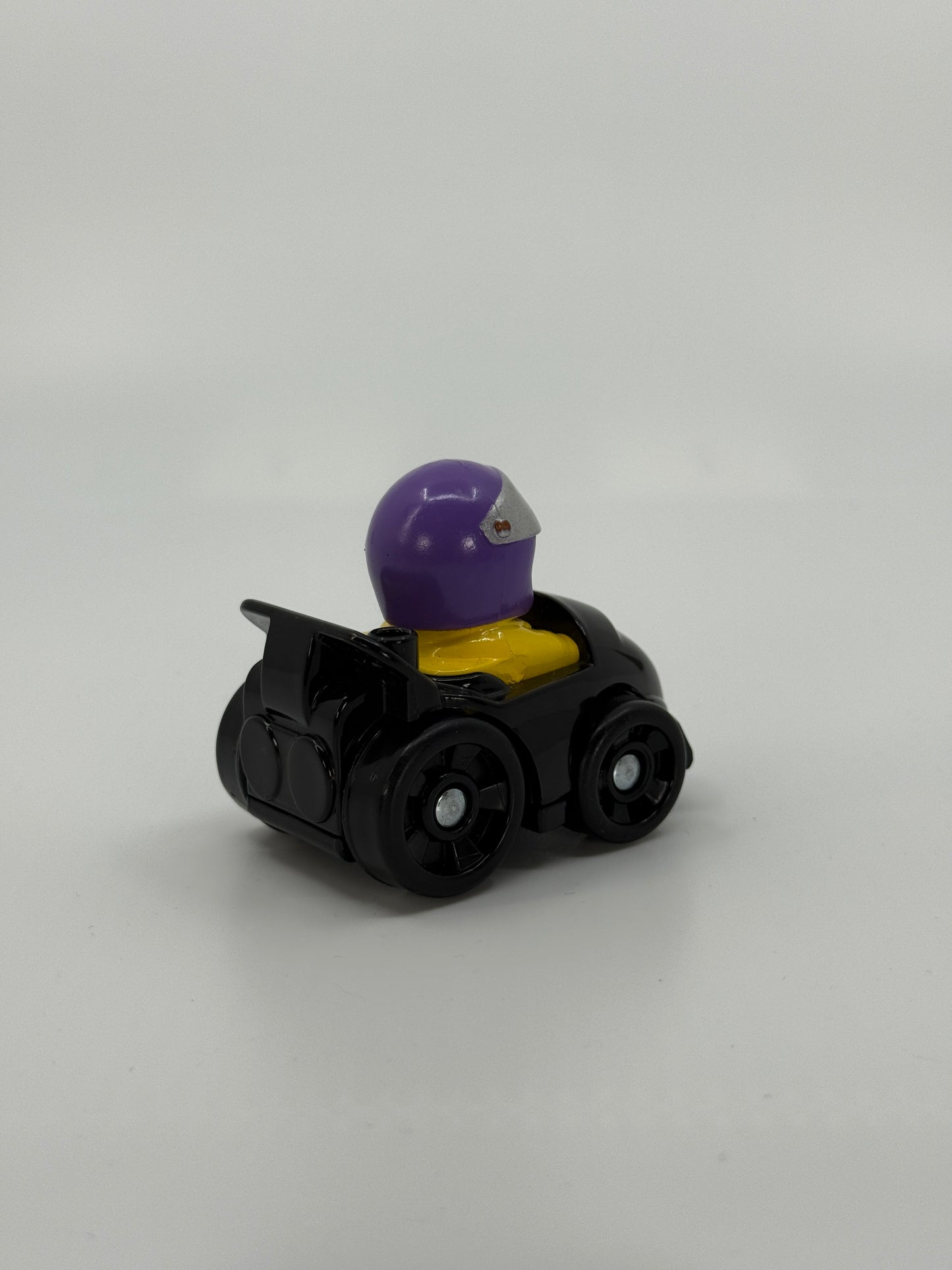 Must mängukart juhiga