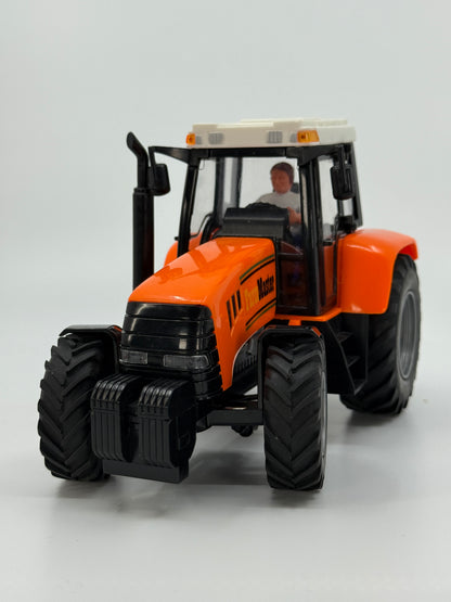 Farm Master mängutraktor haagise ja palkidega