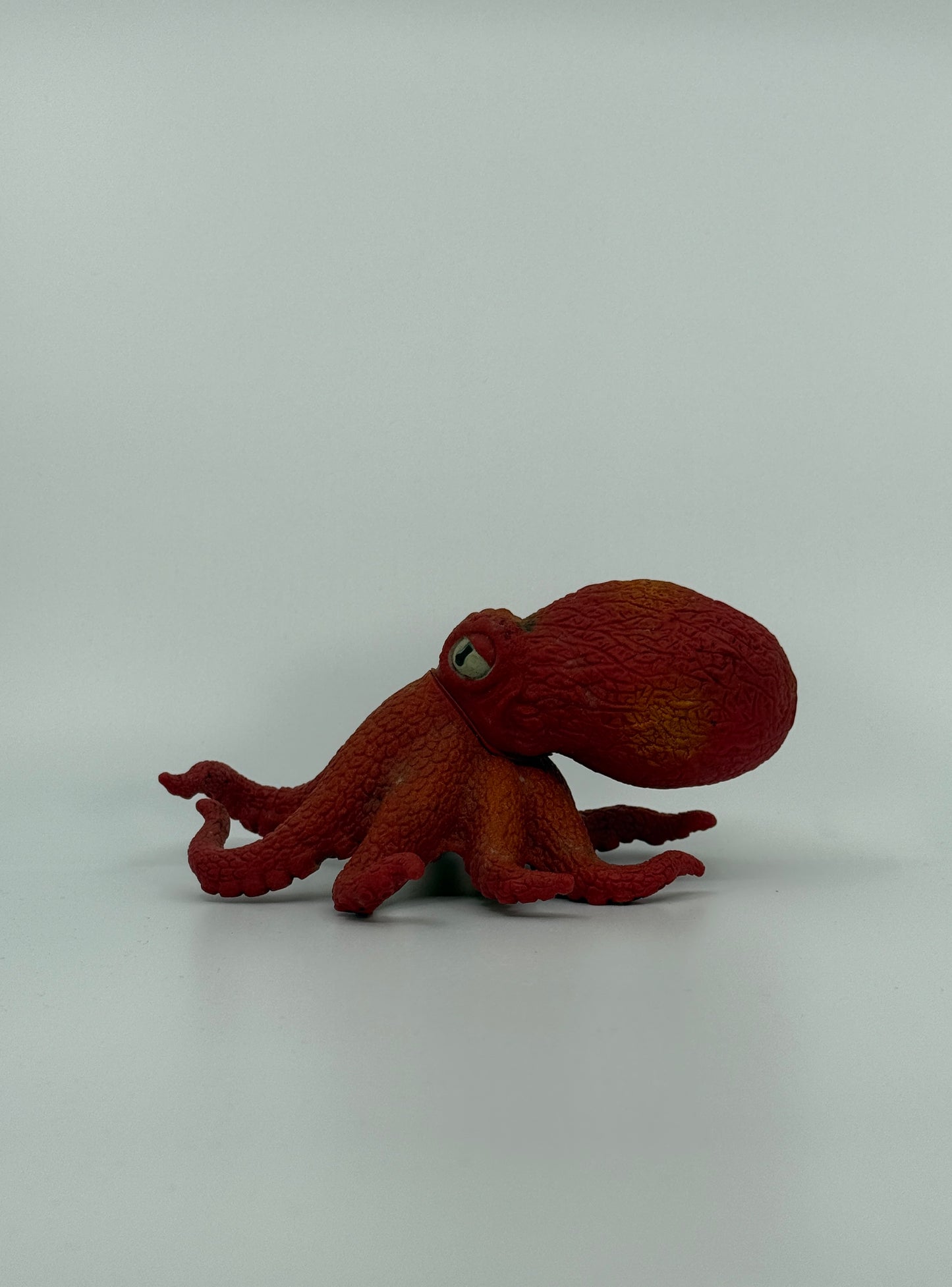 Punane kaheksajala figuur