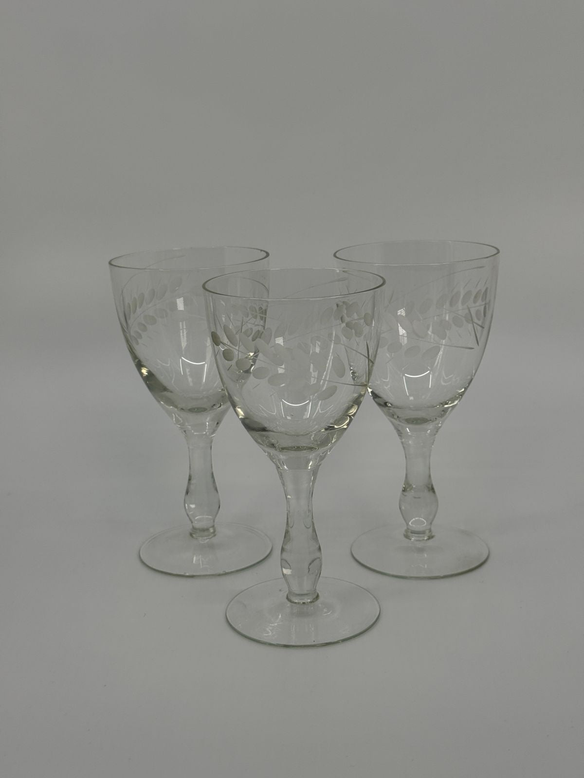 Lehemustriga veiniklaasid