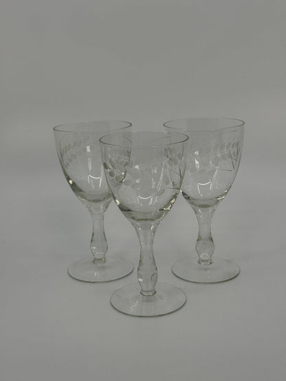 Lehemustriga veiniklaasid