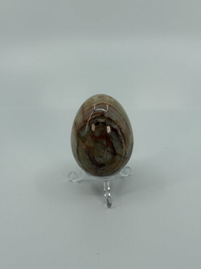 Dekoratiivne onyx-muna alusega