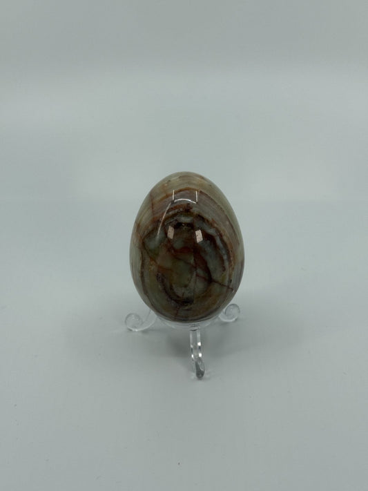 Dekoratiivne onyx-muna alusega