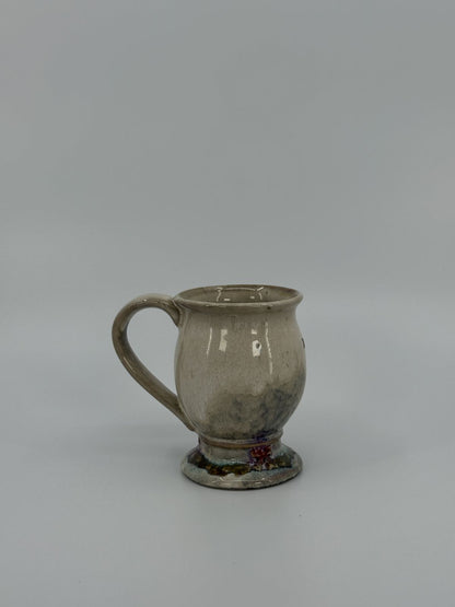 Jõuluteemalised keraamilised kruusid lumememm ja jõuluvana