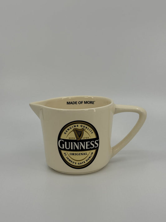 Guinnessi logoga keraamiline serveerimiskann