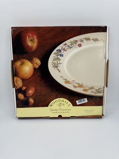 Suur lilleornamentidega taldrik