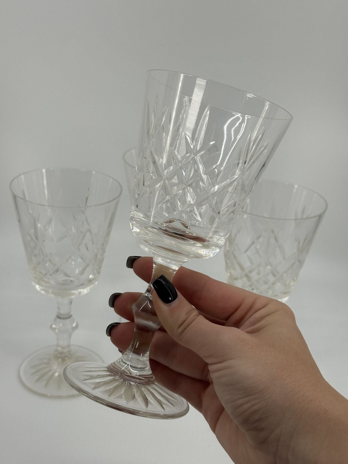 Lihvitud mustriga pokaalid 4tk