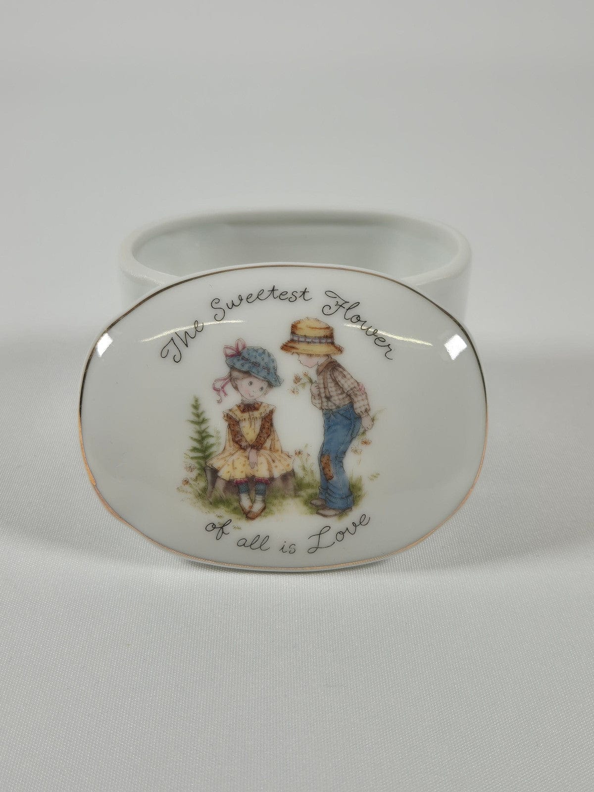 ANNELIESE Portselanist ehtekarp