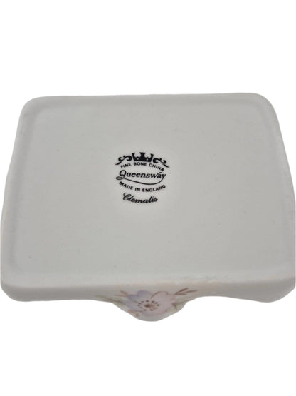 CLEMATIS Alus Queensway