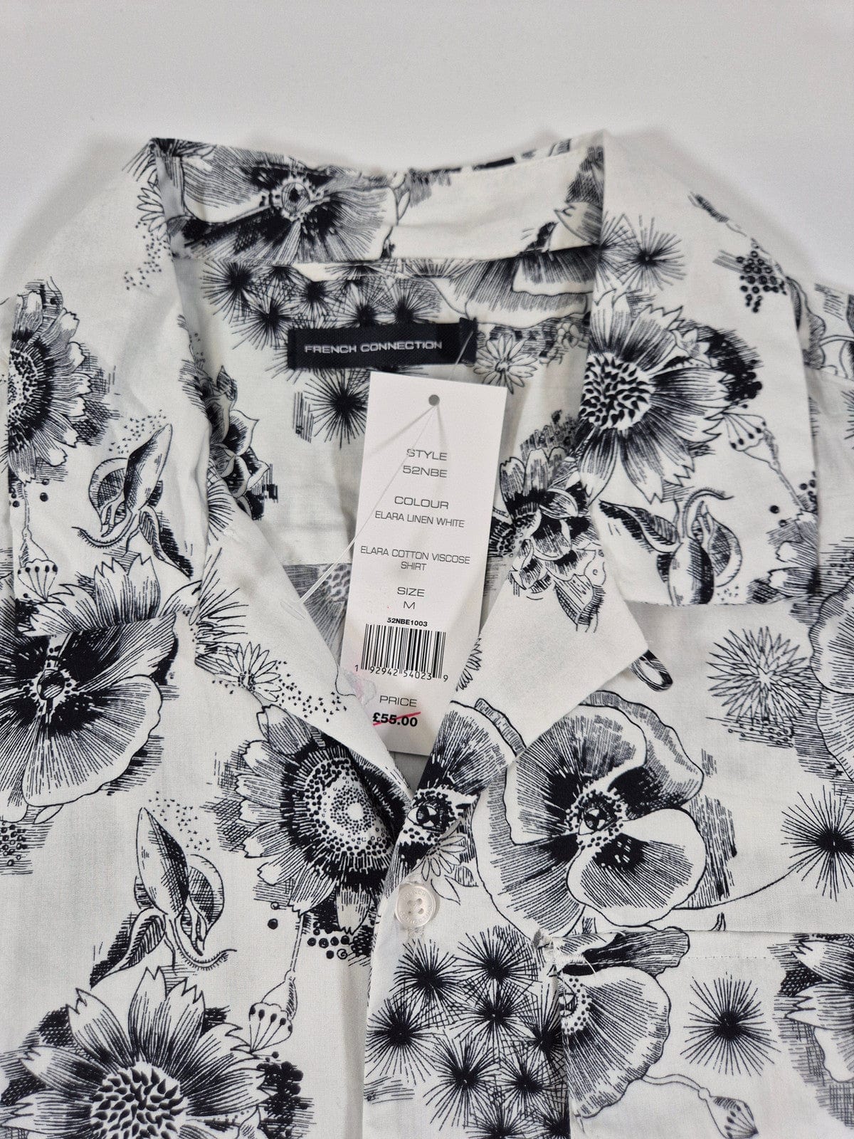 FRENCH CONNECTION Meeste lilledega pluus