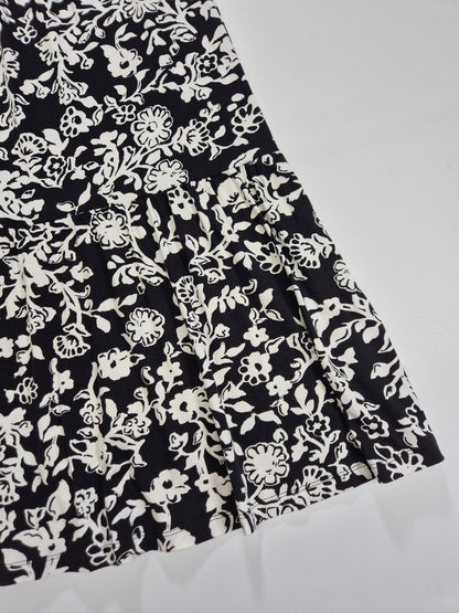 M&S Naiste must lilleline kleit