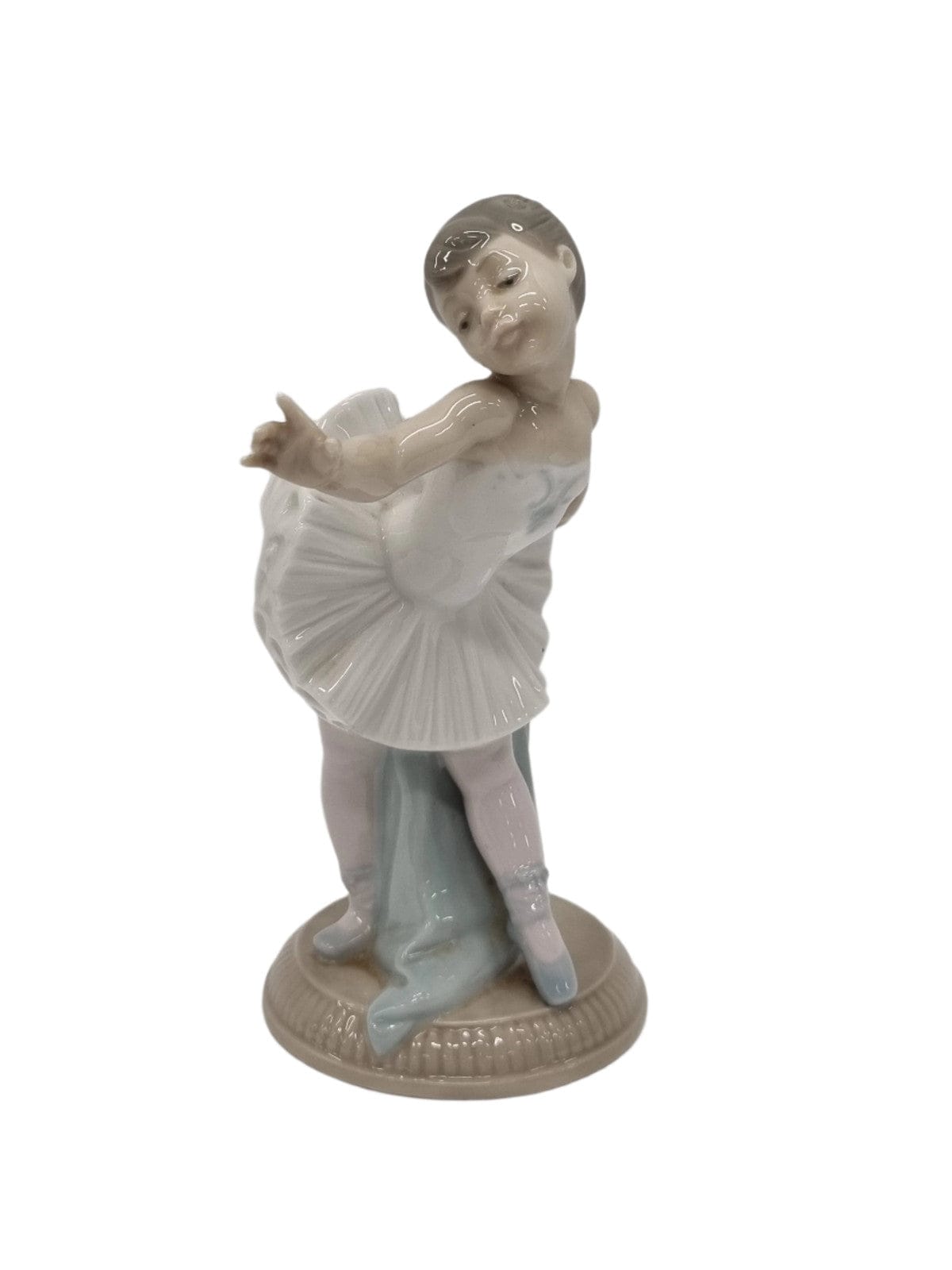 NAO Antiik portselanist kuju