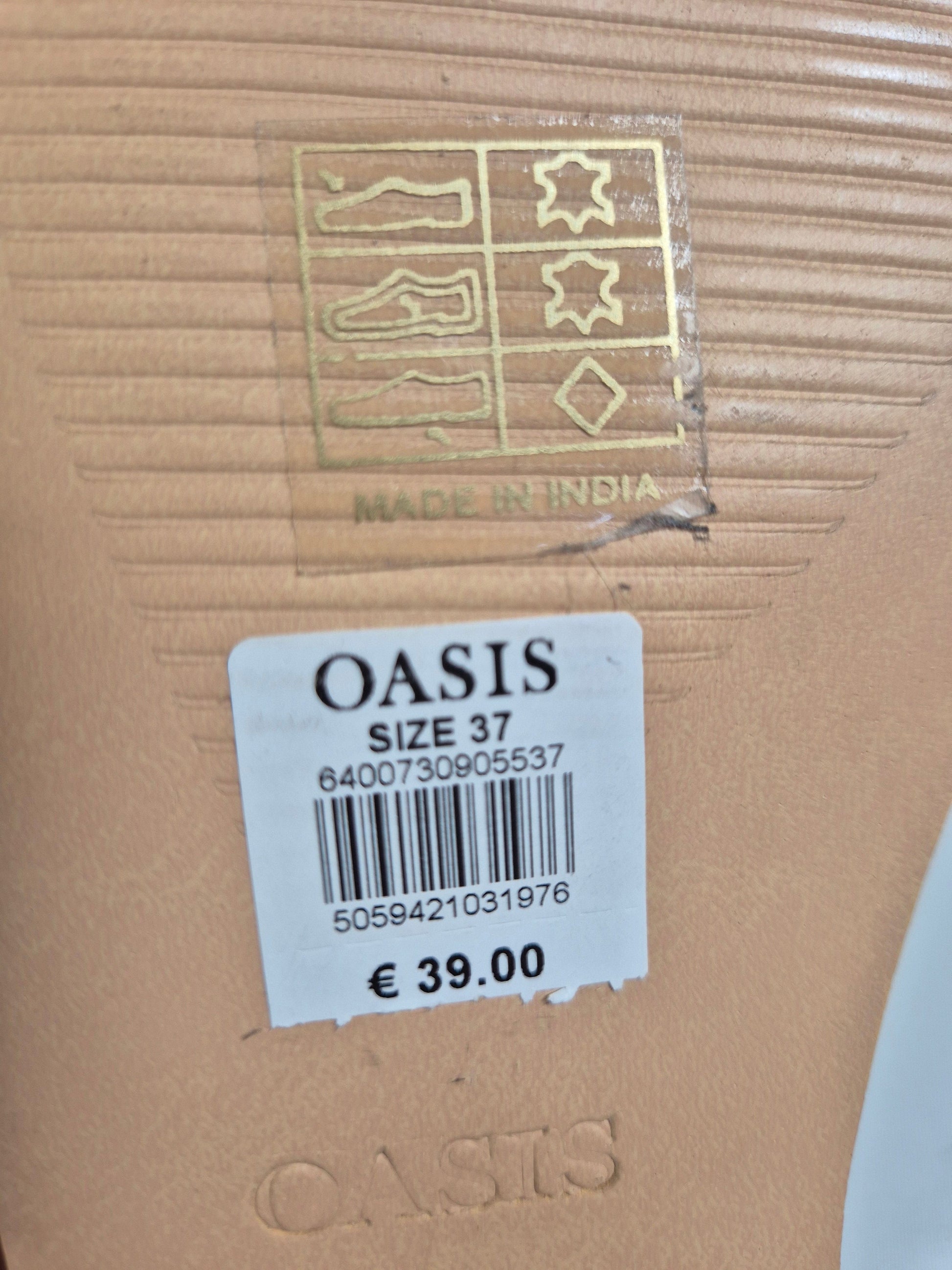 OASIS Nahast naiste kingad
