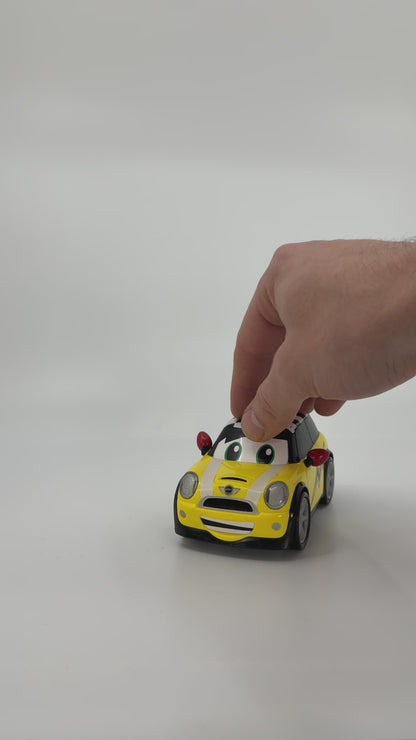 Kollane Mini Cooper mänguauto