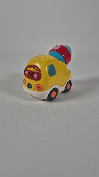 Auto kollane mängib meloodiaid