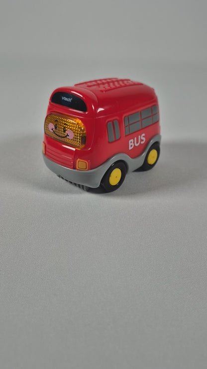 Buss mängib meloodiaid
