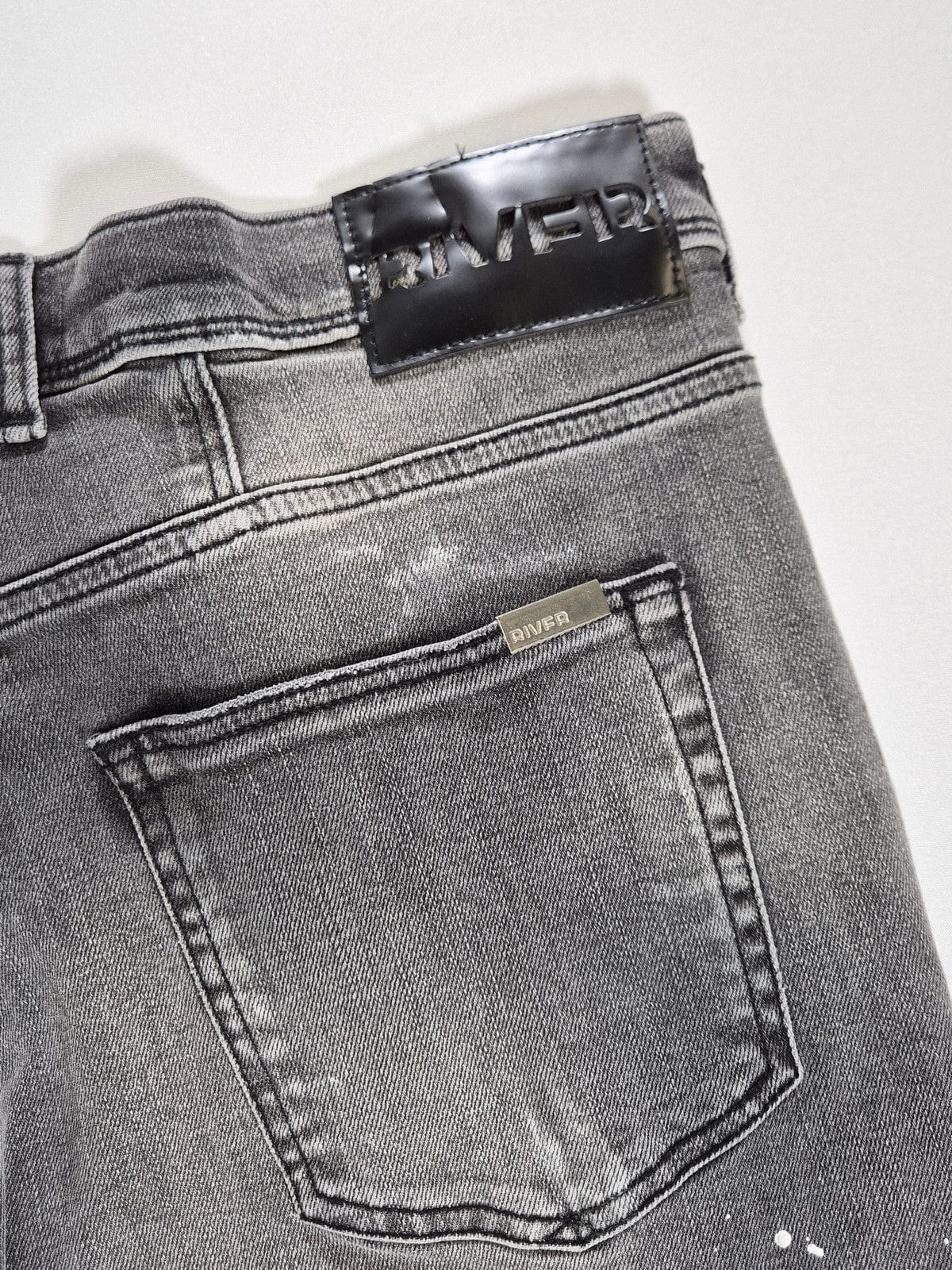 RIVER ISLAND Meeste hallid teksad