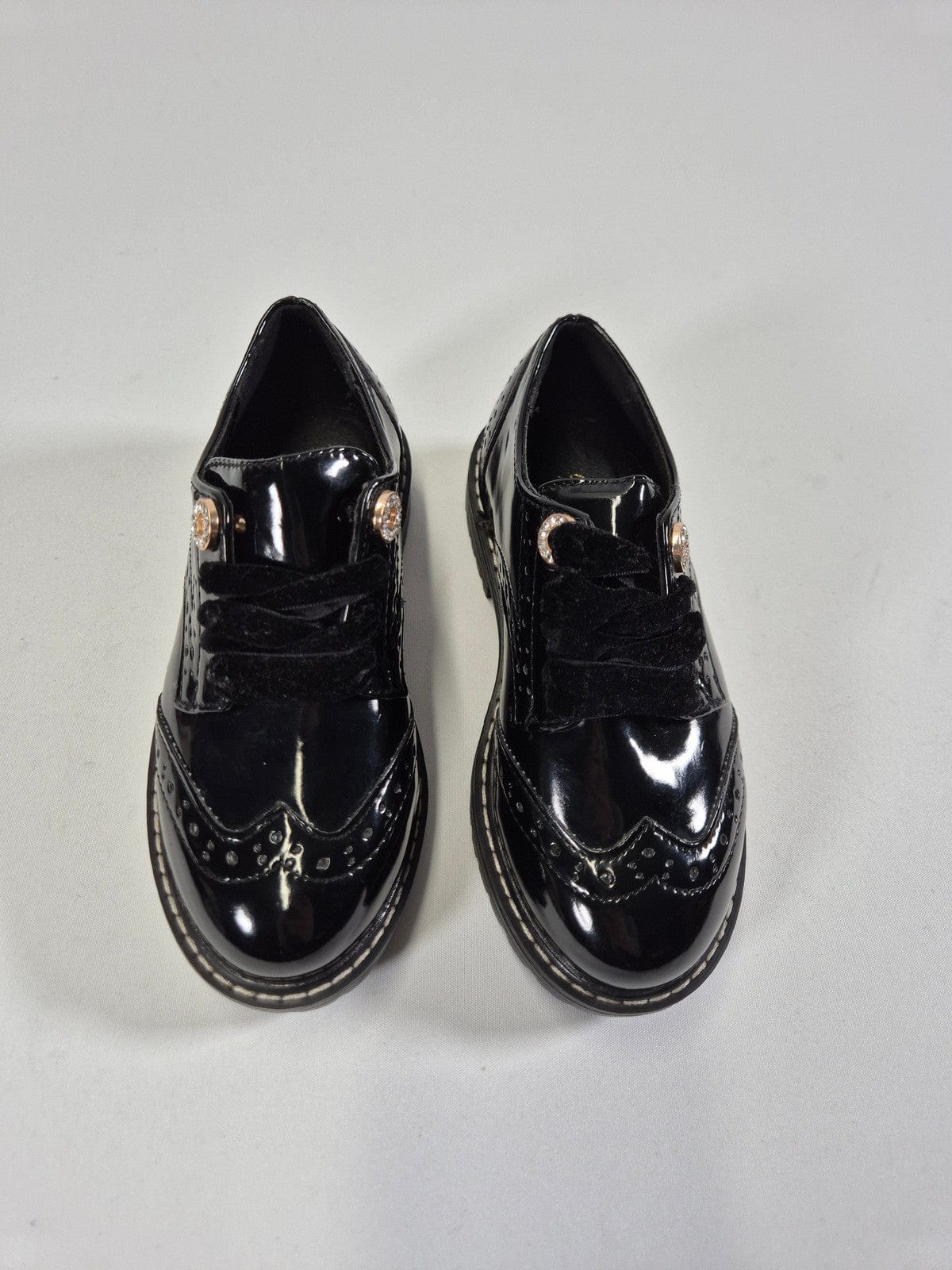 RIVER ISLAND Tüdrukute mustad lakkkingad