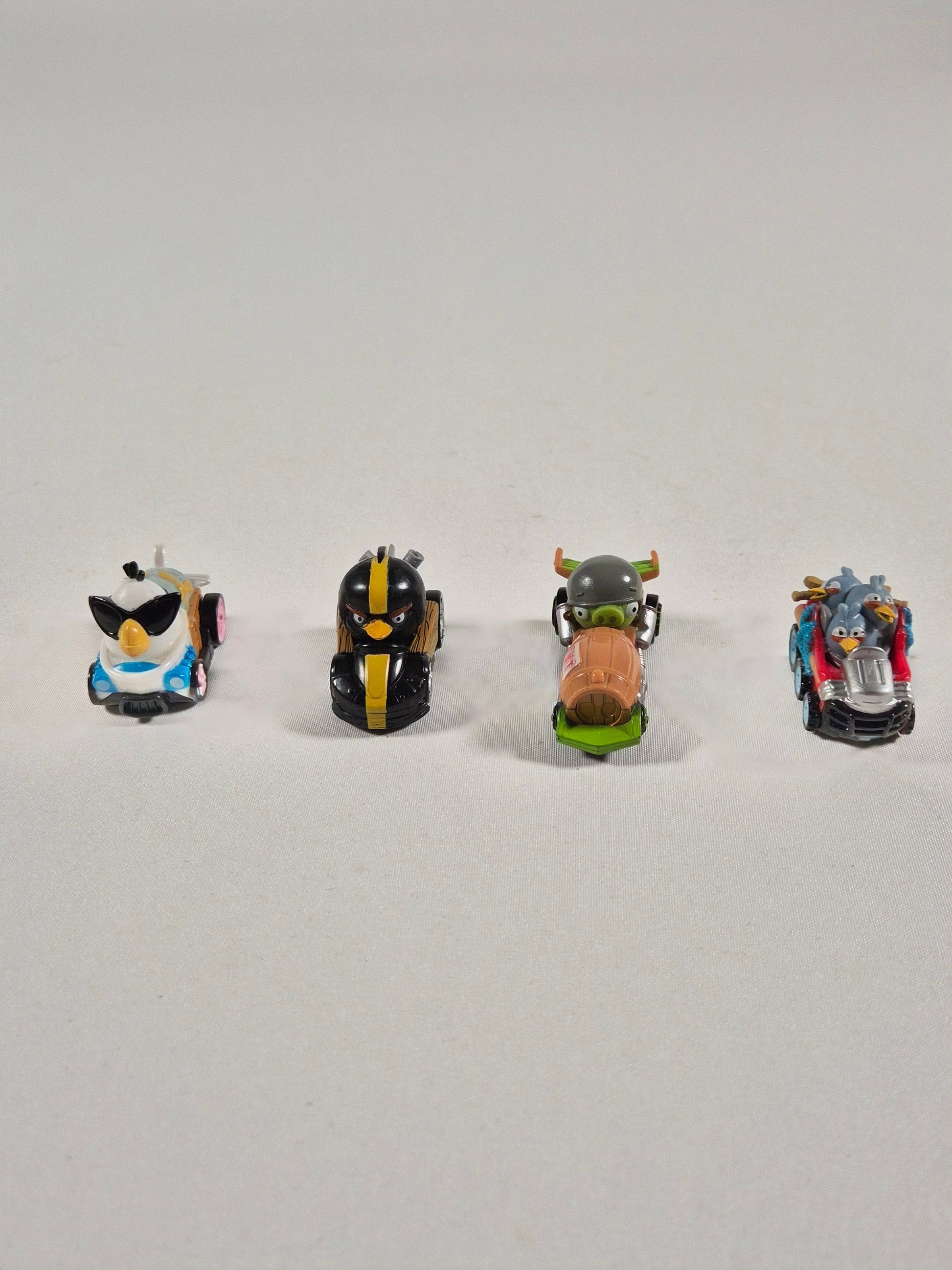 SECOND BEST TAASKASUTUS Angry Birds autod 4tk