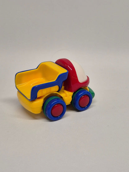 SECOND BEST TAASKASUTUS Kastiga auto sõidab ise