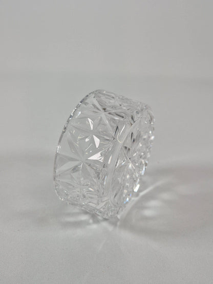 SECOND BEST TAASKASUTUS Kristallist ehtekarp koos kõrvarõngastega