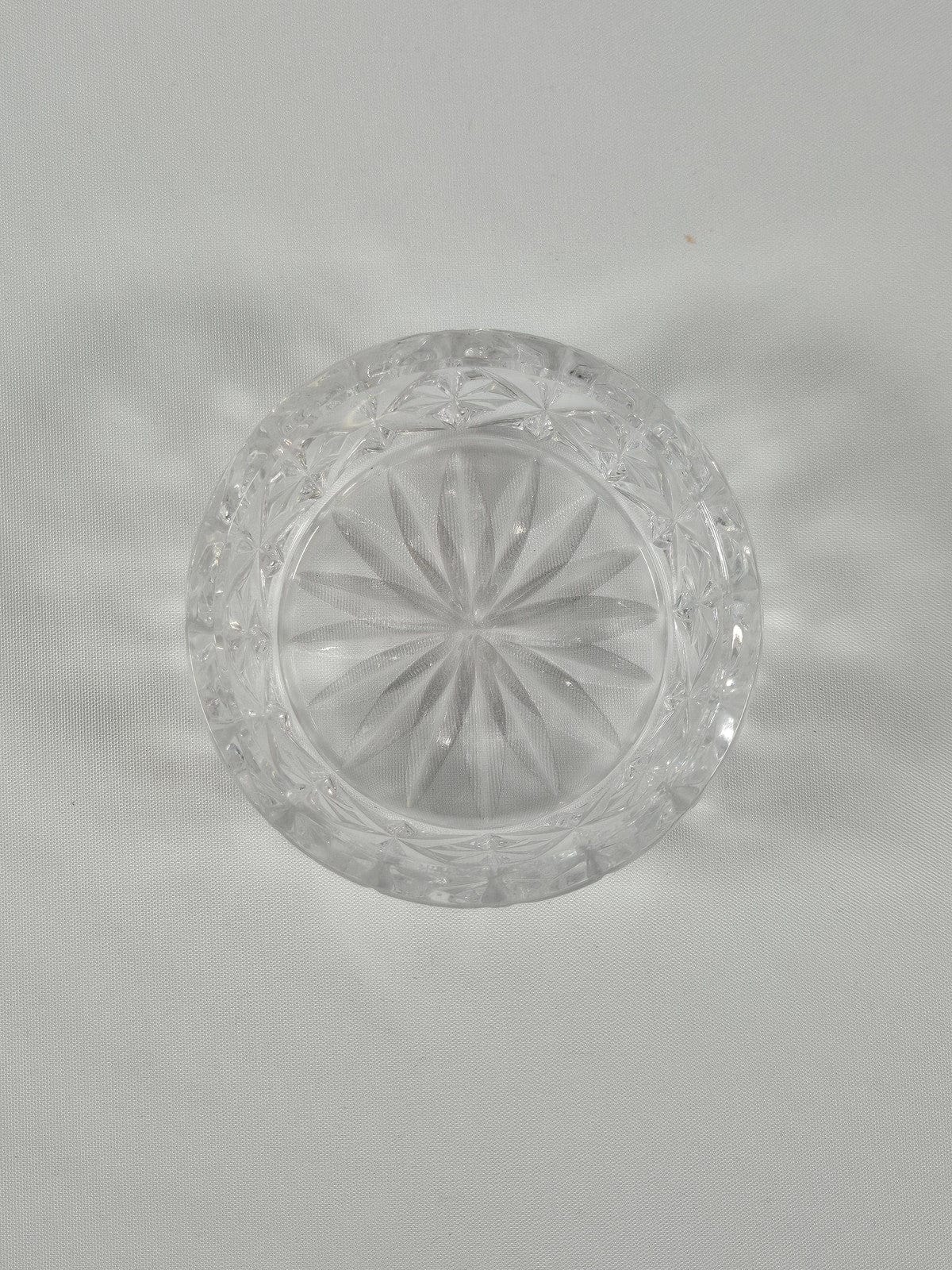 SECOND BEST TAASKASUTUS Kristallist ehtekarp koos kõrvarõngastega