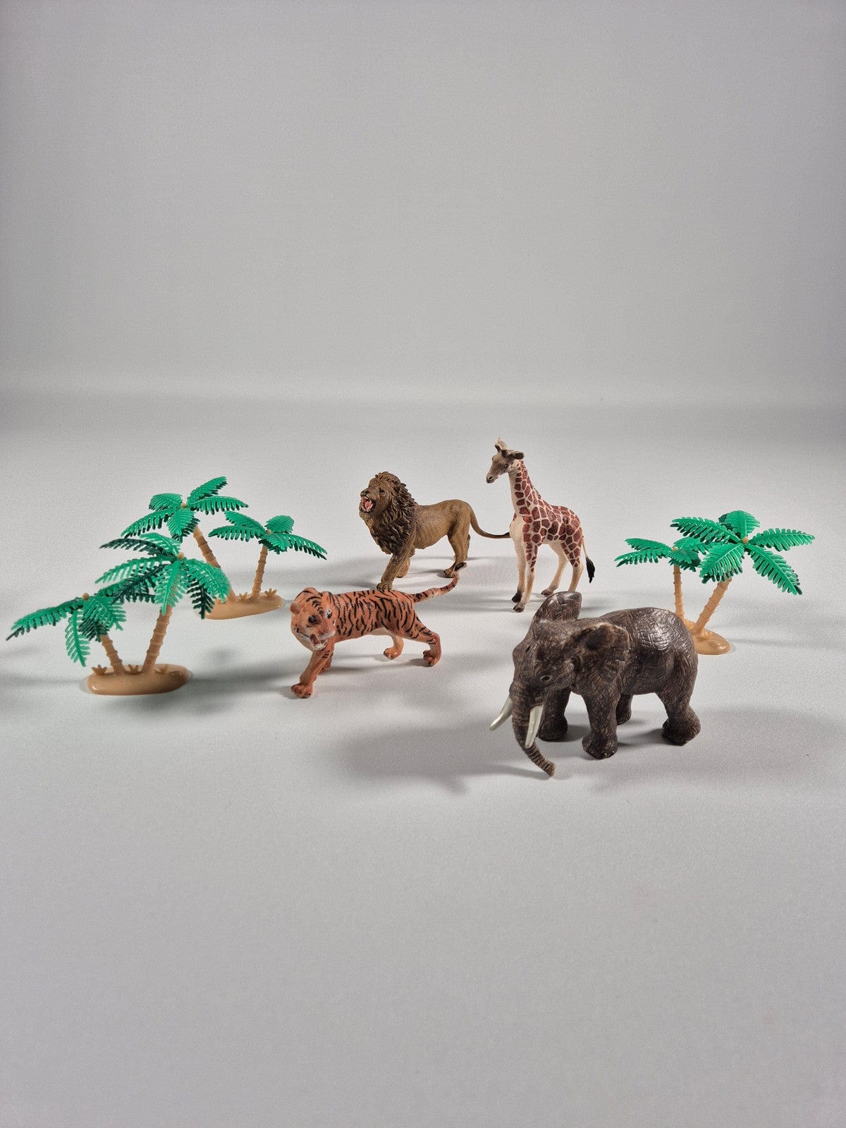 SECOND BEST TAASKASUTUS Loomad + palmid 7k