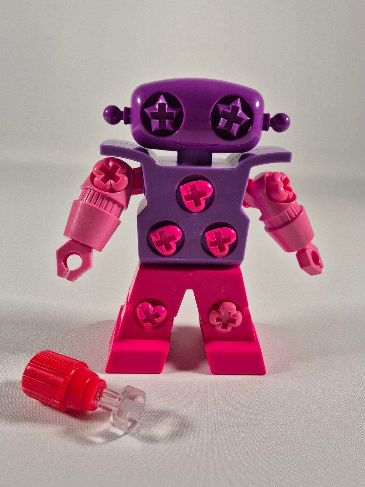 SECOND BEST TAASKASUTUS Robot roosa