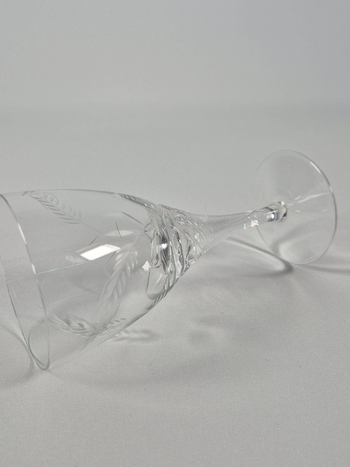 SECOND BEST TAASKASUTUS Vintage Inglise kristallklaasid 4tk