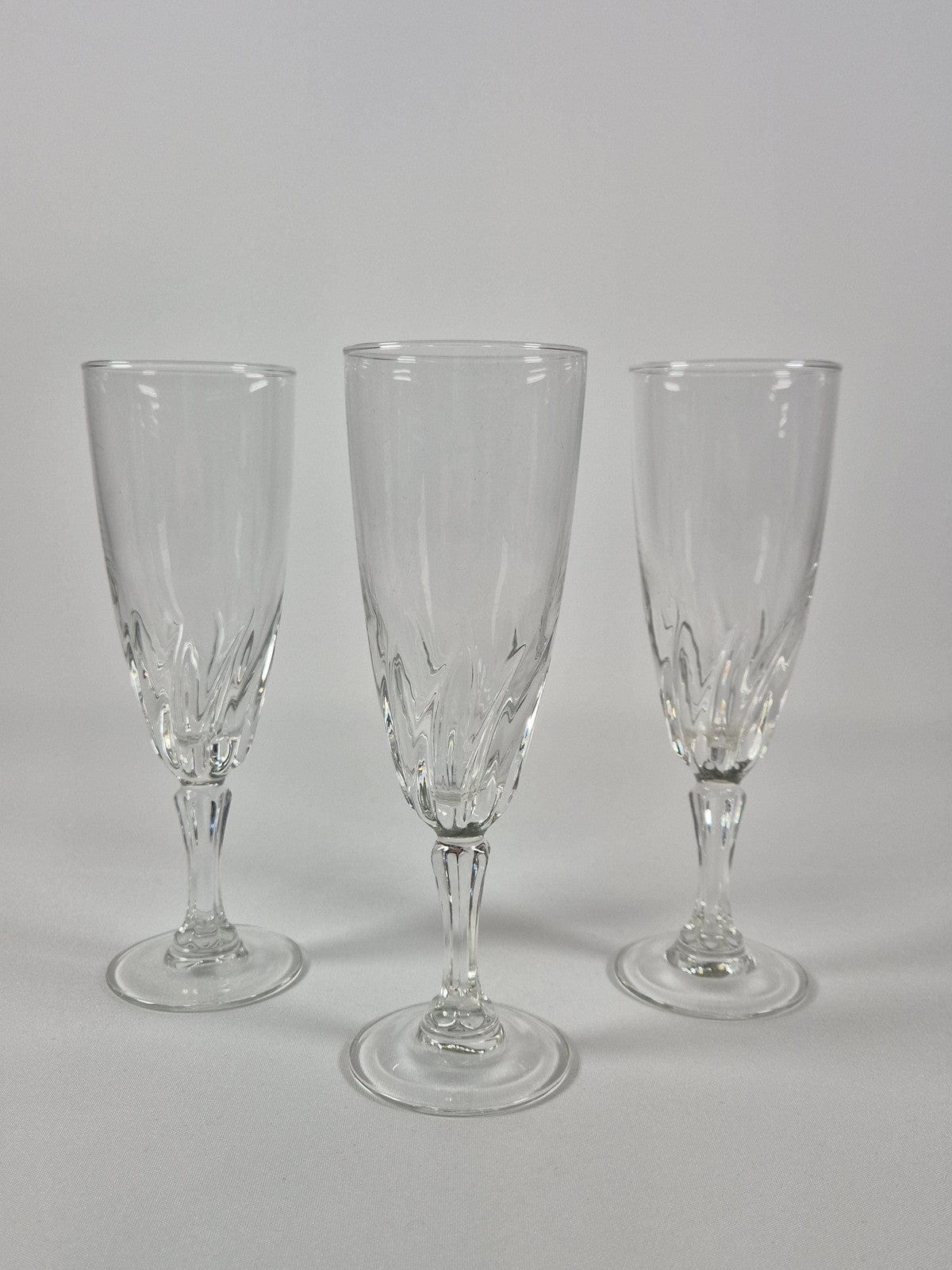 SECOND BEST TAASKASUTUS Vintage Luminarc šampanjaklaasid 3tk