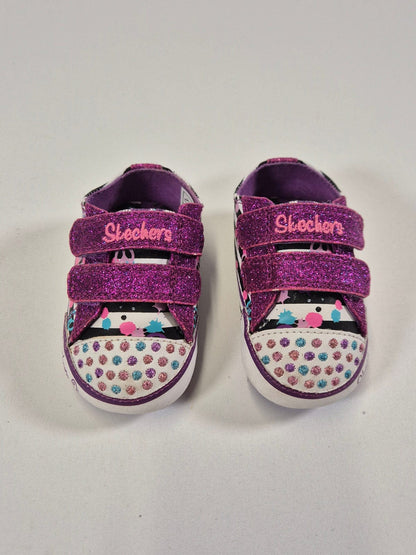 SKECHERS Tüdrukute krõpsudega nahast papud