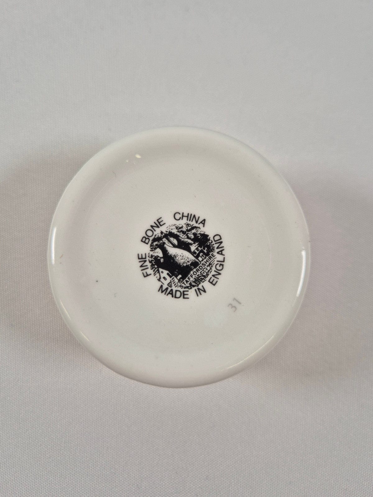 STAFFORDSHIRE Portselanist ehtekarp