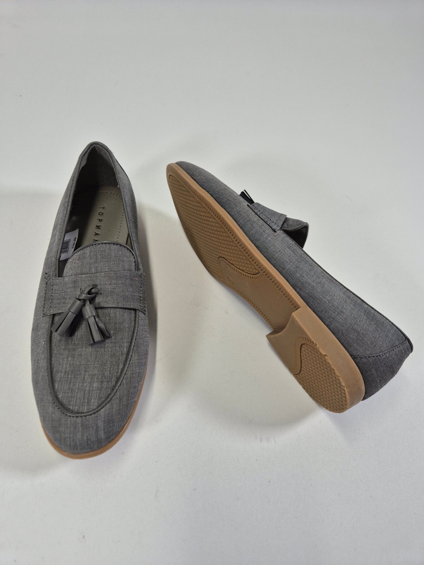 TOPMAN Meeste hallid kingad